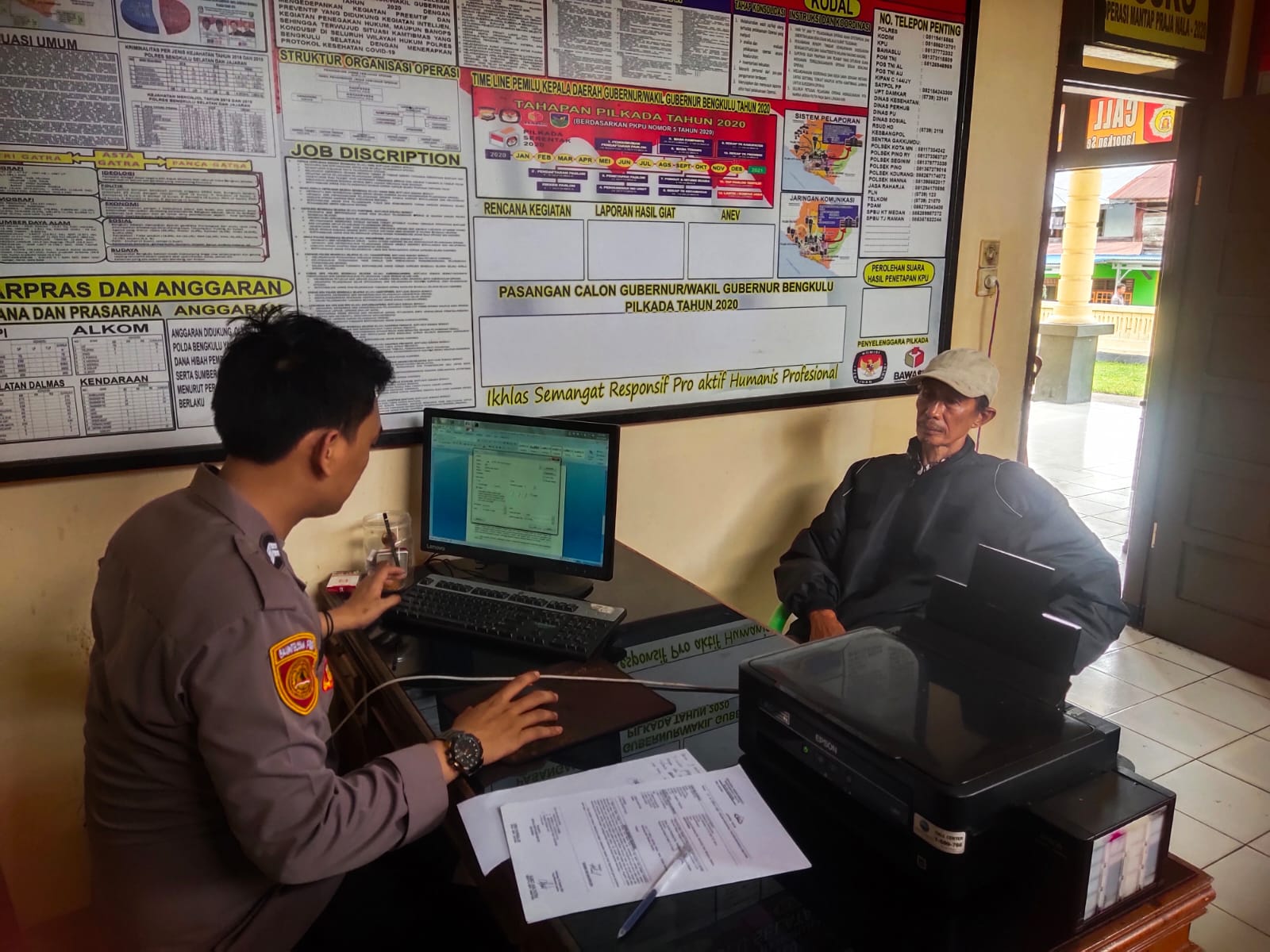 Meresahkan, Dua Remaja di Kedurang Tertangkap Basah Curi Ayam Warga