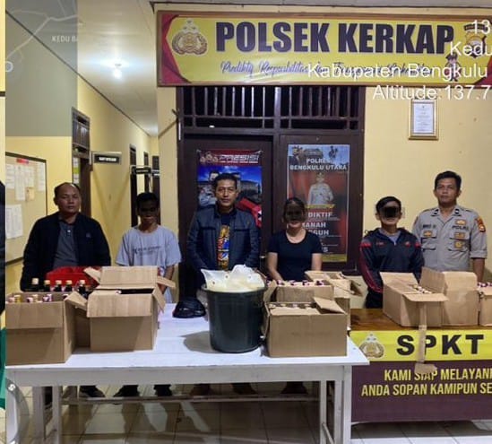 Amankan Penjual Miras, Polsek Kerkap Sita Ratusan Botol