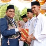 Bupati Sergai Tutup Kegiatan Intensif Tahfidzul Quran Angkatan Pertama di MAN Dolok Masihul