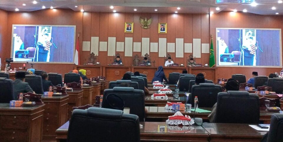 Atensi DPRD Kota Bengkulu Pembahasan Raperda P-APBD Dilanjutkan, Pemkot Tampung Semua