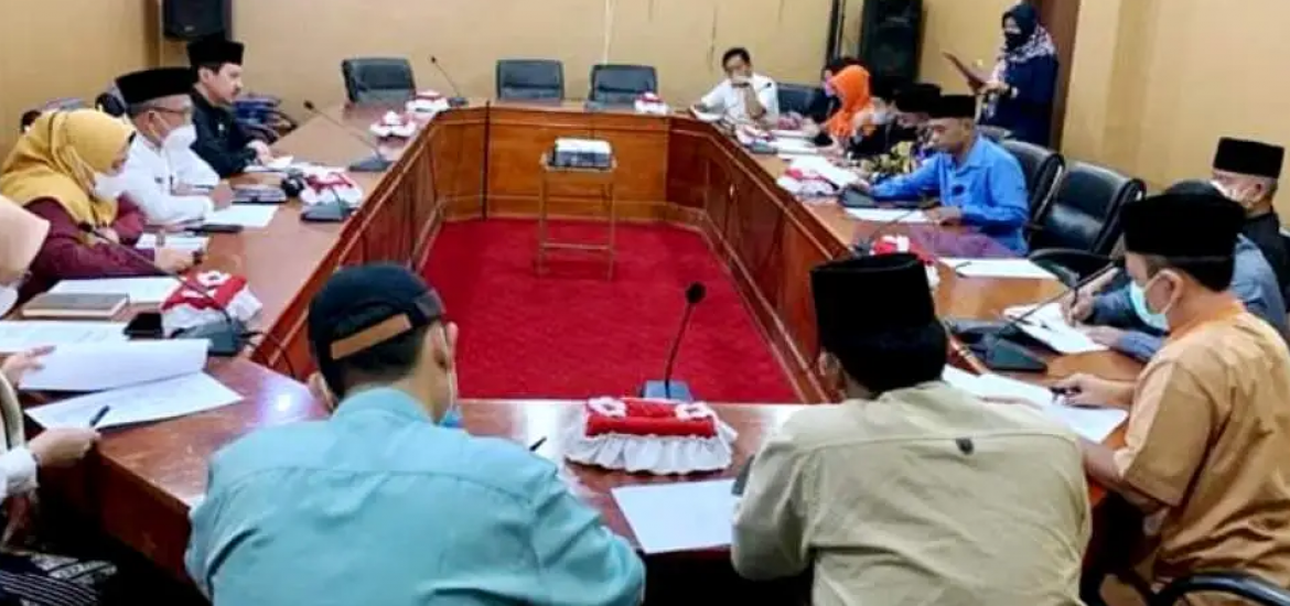 Rapat Banmus DPRD Kota Bengkulu Penjadwalan Paripurna Dan Pembahasan Terhadap LKPJ Walikota Tahun 2021