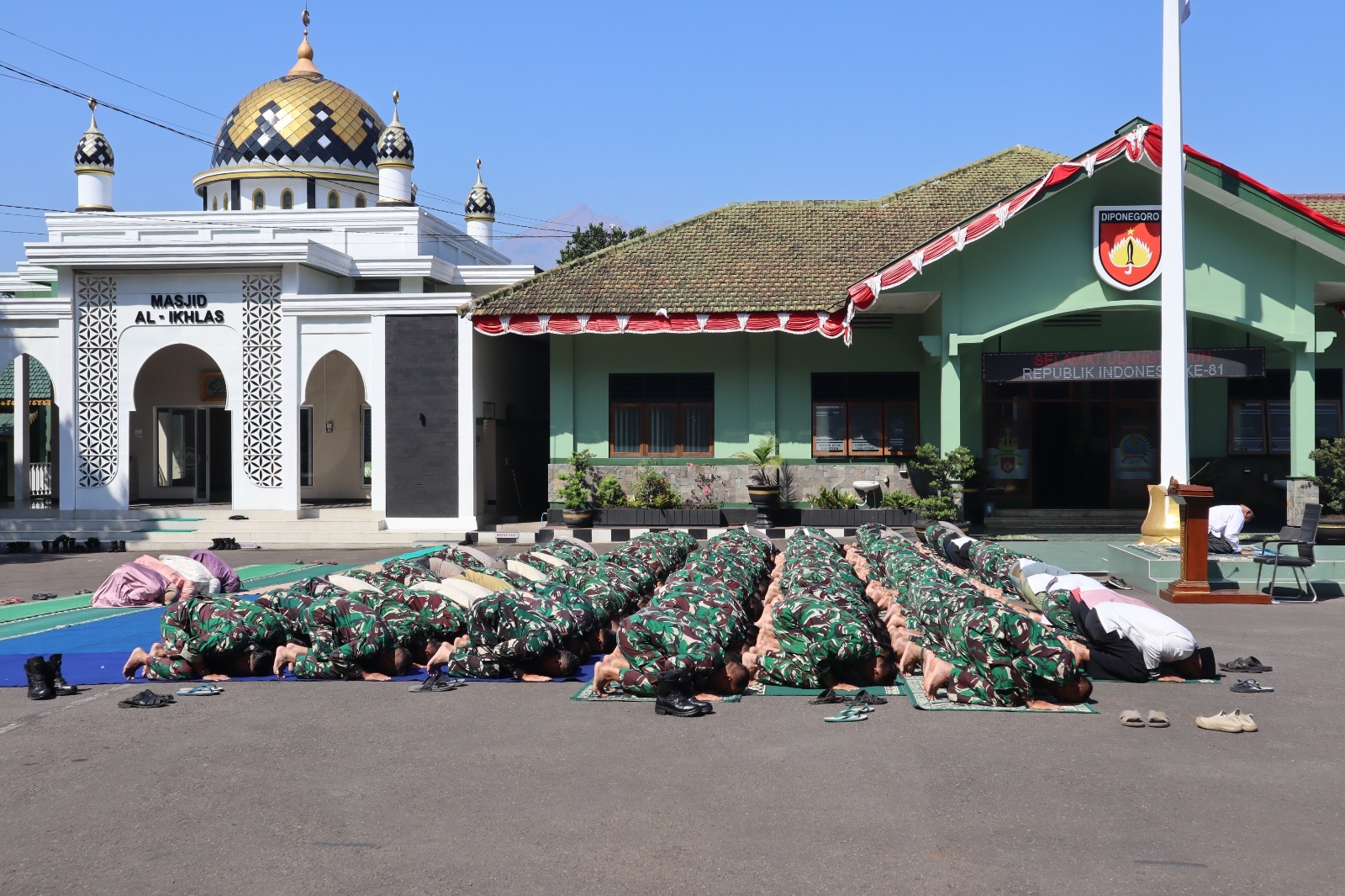 TNI